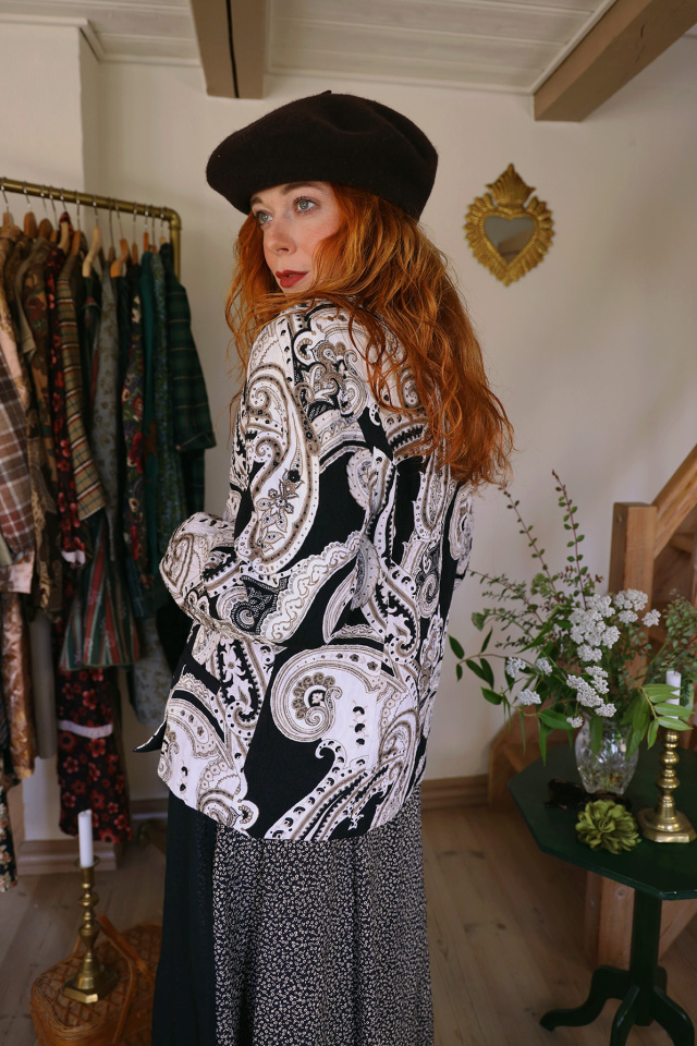 Black &amp; White Paisley Vintage Jacket | M
