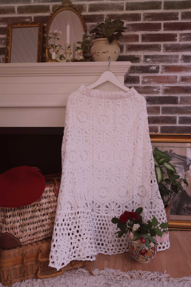 Spring Picnic White Skirt 