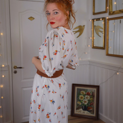 Adroable White Floral Vintage Dress | M