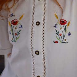 White Vintage Embroidered Top | M