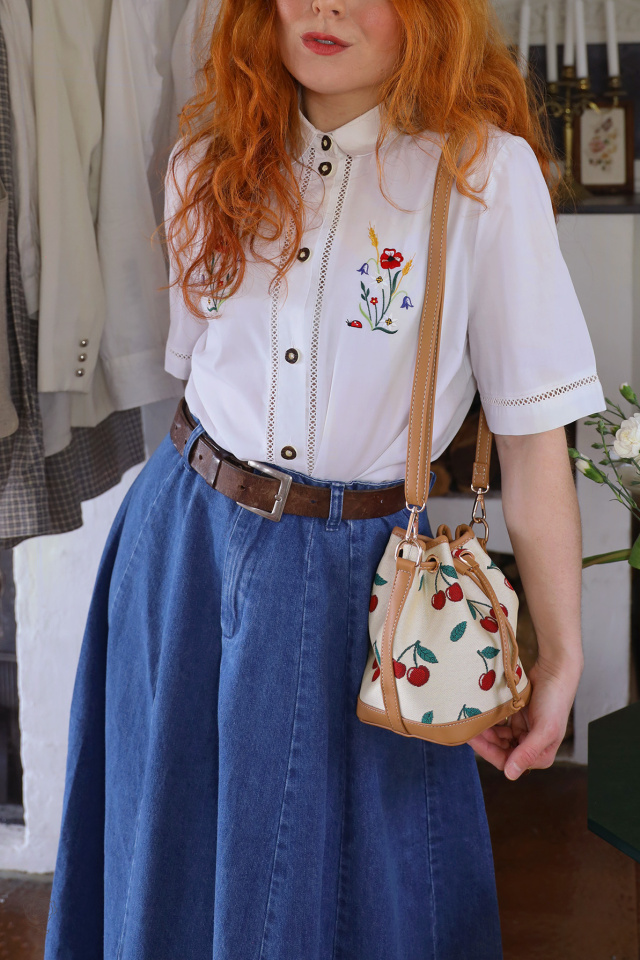 White Vintage Embroidered Top | M