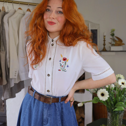 White Vintage Embroidered Top | M