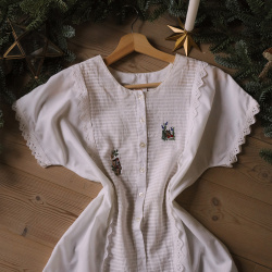 White Frill Embroidered Vintage Top | S/M