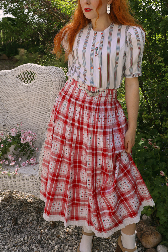 White Green &amp; Red Striped Vintage Top | S