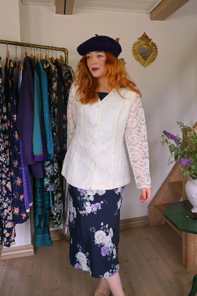 Romantic White Lace Vintage Jacket | M/L