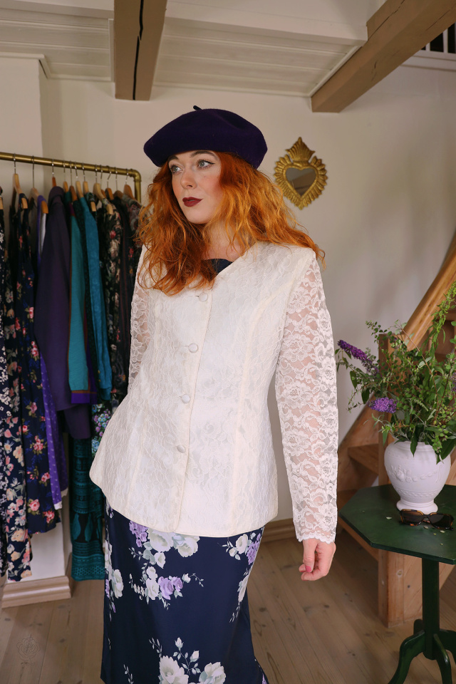 Romantic White Lace Vintage Jacket | M/L