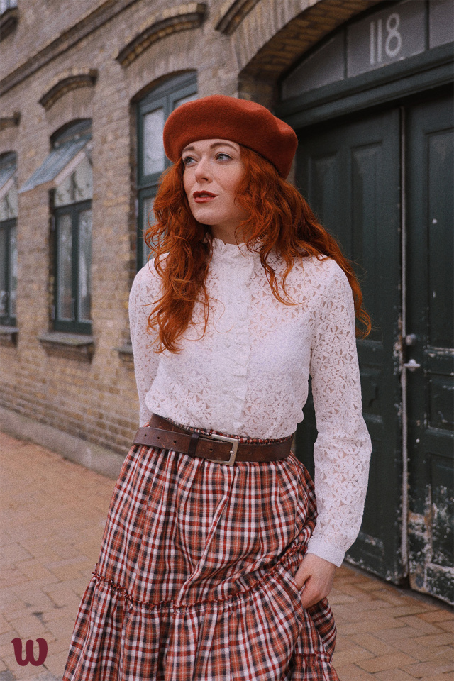 Mellow Lace Blouse 