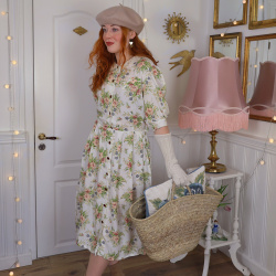 White Floral 80's Mini Vintage Dress | XS/S