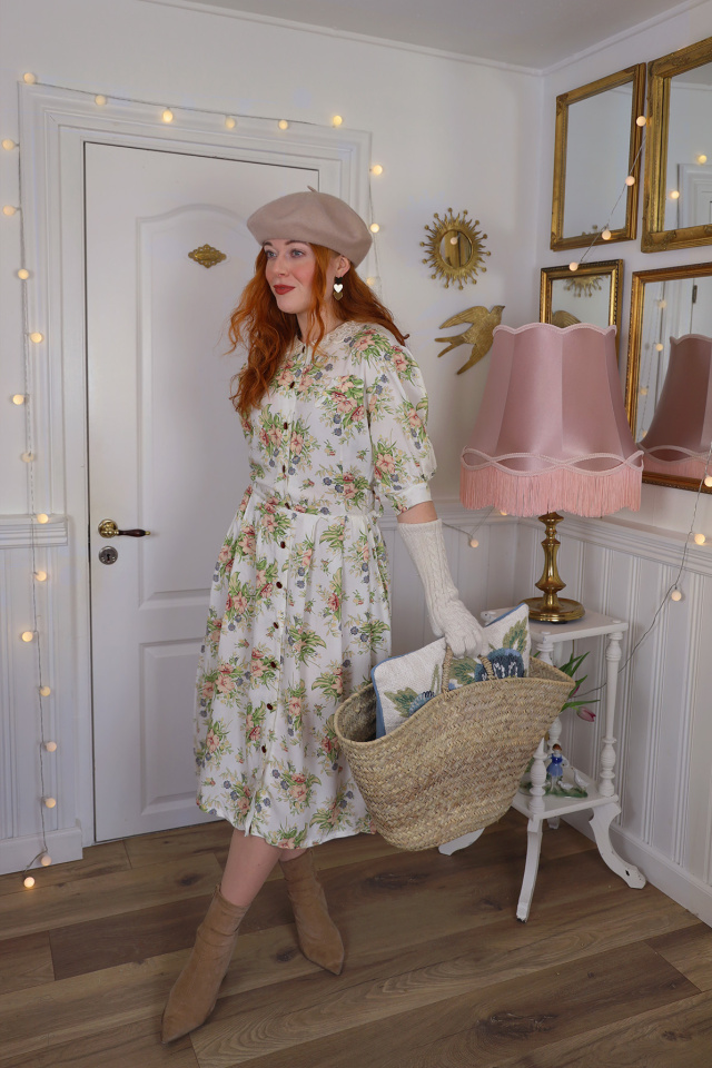 White Floral 80's Mini Vintage Dress | XS/S