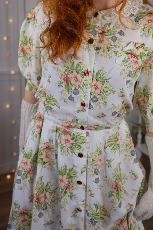 White Floral 80's Mini Vintage Dress | XS/S