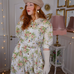 White Floral 80's Mini Vintage Dress | XS/S