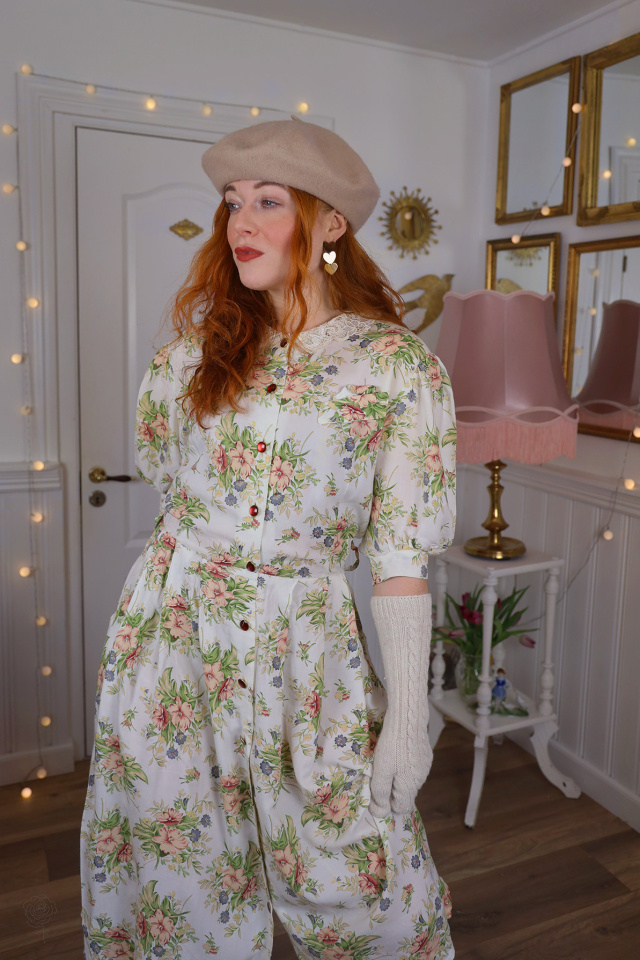 White Floral 80's Mini Vintage Dress | XS/S