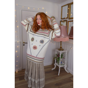 Light Delicate Pattern Vintage Sweater | M