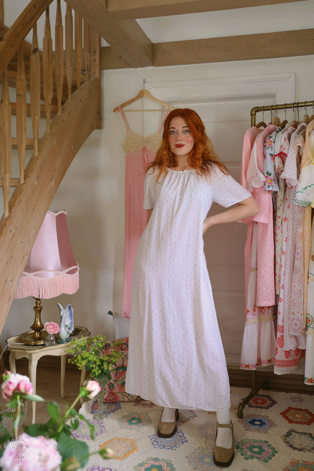 White Purple Floral Vintage Dress | M