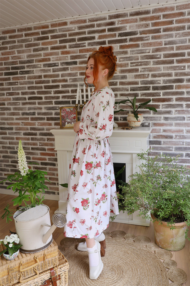 Rita's Red Floral Remade Vintage Dress | S