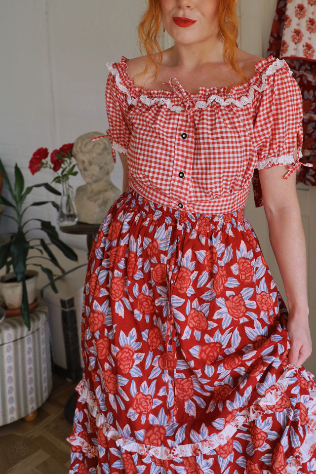 Red Checkered Vintage Top | XS/S