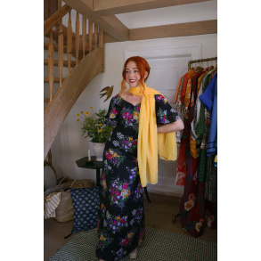 Soft Yellow Second Hand Scarf 