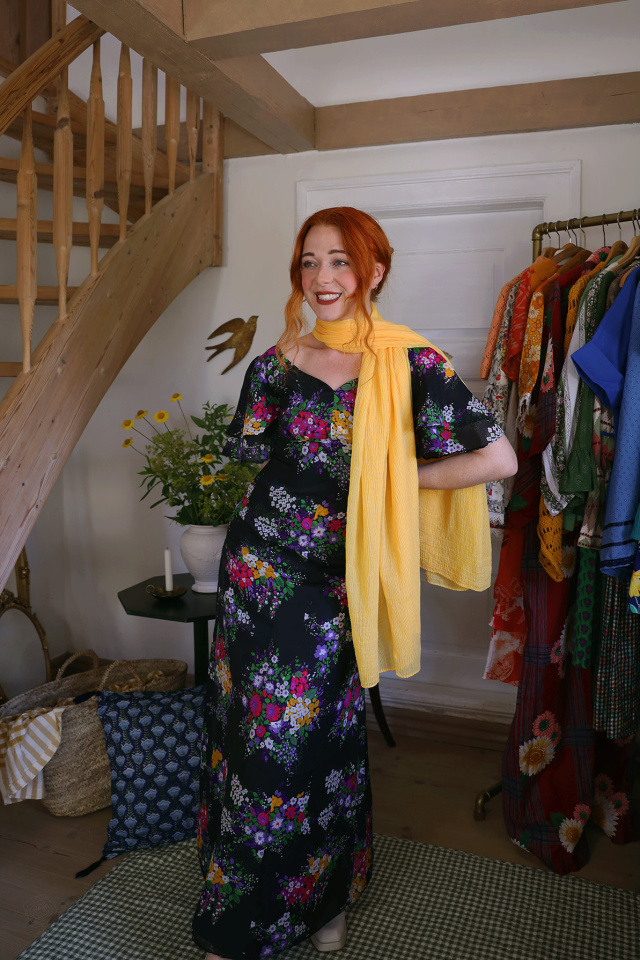 Soft Yellow Second Hand Scarf 